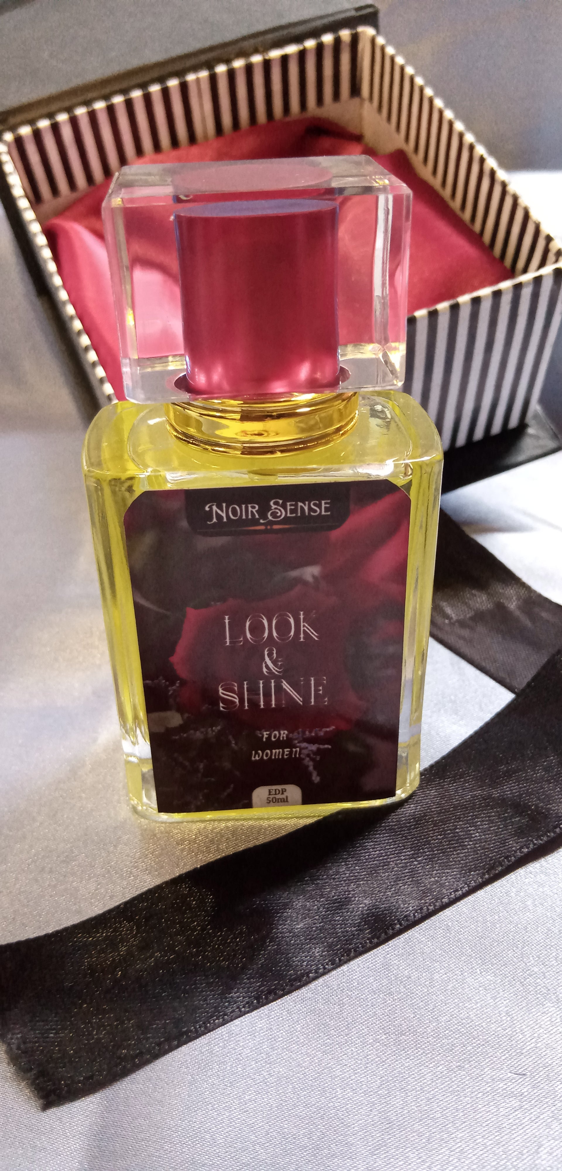 LOOK & SHINE